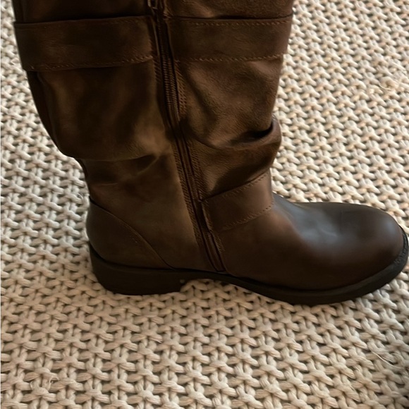 New with tags Cliff mid calf brown boot, women’s size 10 - Picture 9 of 14